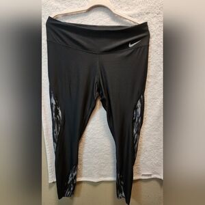 Nike leggings womens XL black powder dryfit